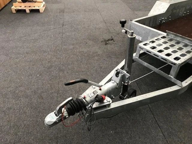 Remorque porte-engins Pongratz PMT 270/15 T – PTAC 2,7 Tonnes - AGRIVITI MATERIEL AGRICOLE
