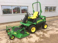 Tondeuse autoportée John Deere 1550 – Diesel - AGRIVITI MATERIEL AGRICOLE