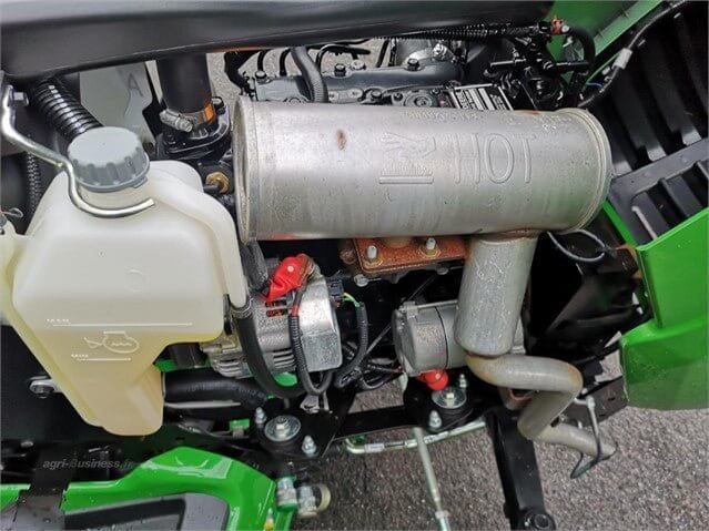 Tondeuse autoportée John Deere X950R – 2018 – 137 cm – Occasion - AGRIVITI MATERIEL AGRICOLE