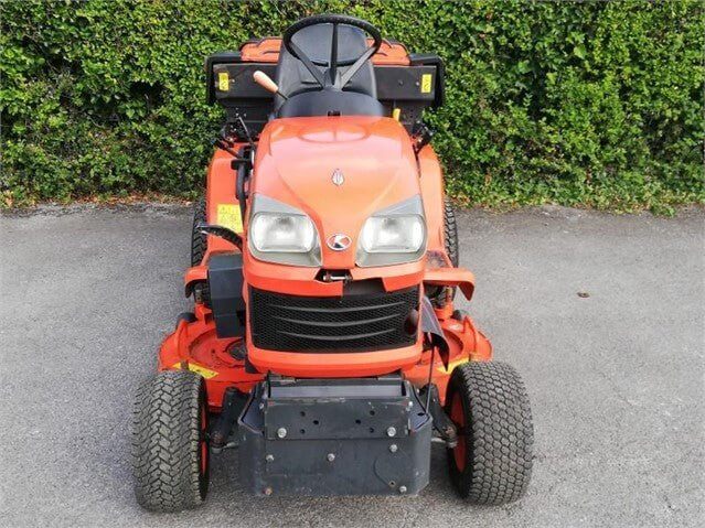 Tondeuse autoportée Kubota G23 – 2014 – 23 ch - AGRIVITI MATERIEL AGRICOLE
