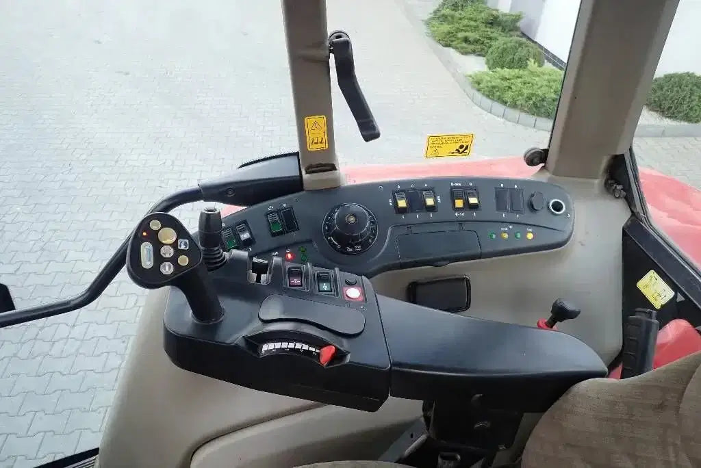 Tracteur Case IH CVX 170 - 2002 - Occasion - AGRIVITI MATERIEL AGRICOLE