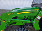 Tracteur compact John Deere 2026R – 26 HP – Chargeur frontal – Occasion - AGRIVITI MATERIEL AGRICOLE