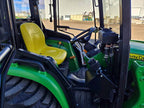 Tracteur compact John Deere 2026R – 26 HP – Chargeur frontal – Occasion - AGRIVITI MATERIEL AGRICOLE