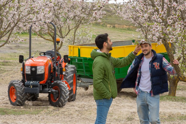 TRACTEUR Kubota L2372DM - AGRIVITI MATERIEL AGRICOLE